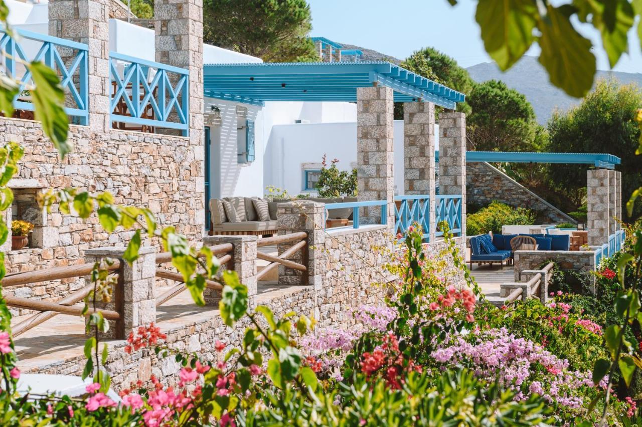 Tholariani Villa *